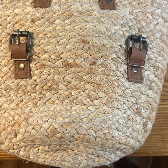 BEACHLY The Shore-Break Picnic Cooler Bag by XIX•PALMS Insulated Picnic Backpack - Picture 13 of 16